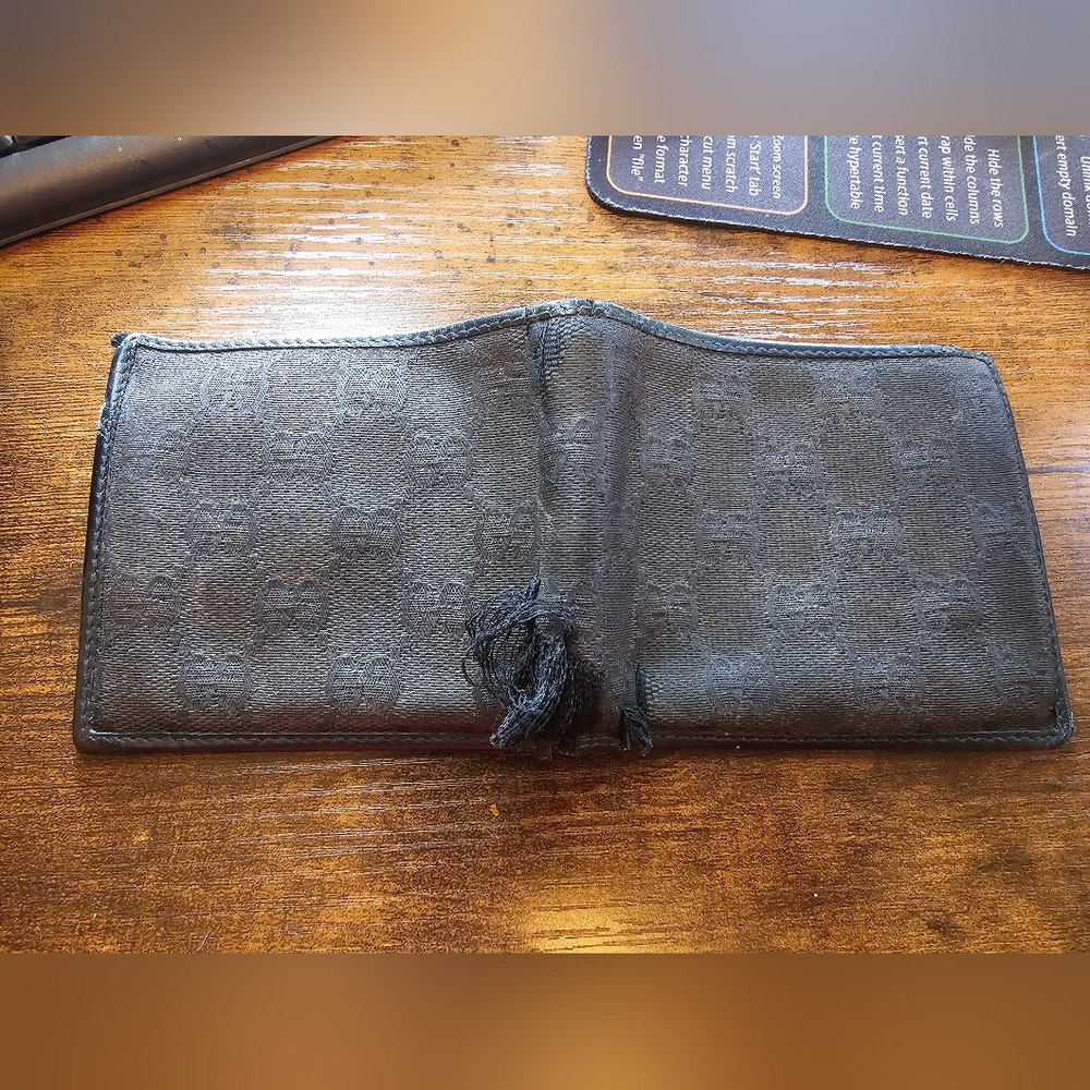Gucci Wallet - Picture 4 of 12